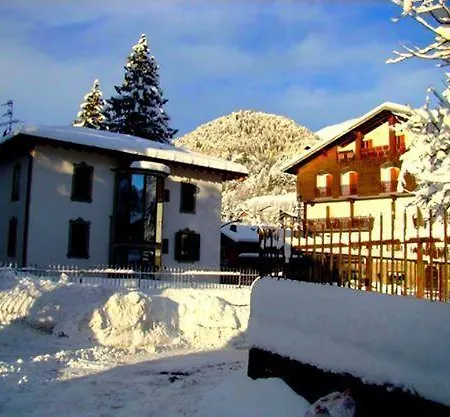 Hotel Aurora Castione della Presolana