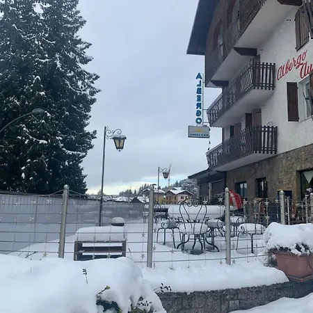 Hotel Aurora 3*