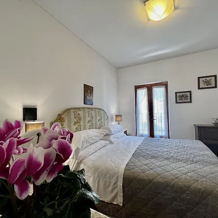 Aurora Hotel 3*