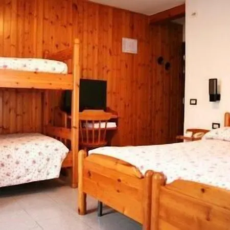 Aurora Hotel Castione della Presolana