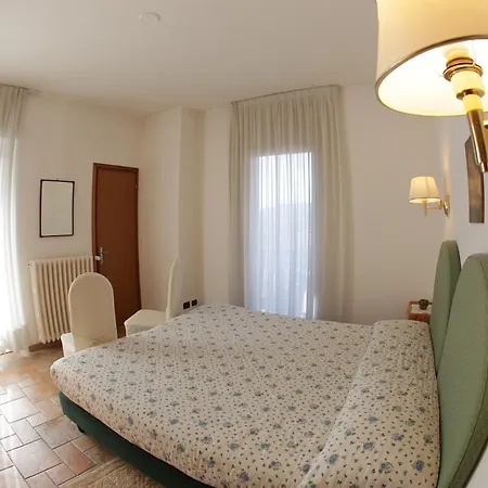 Hotel Aurora Castione della Presolana