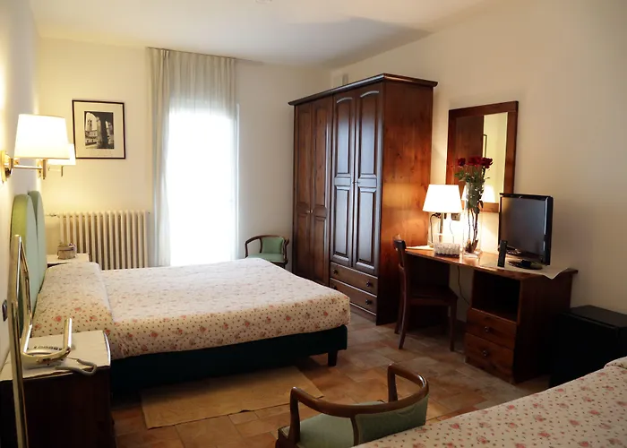 Szálloda Aurora 3*